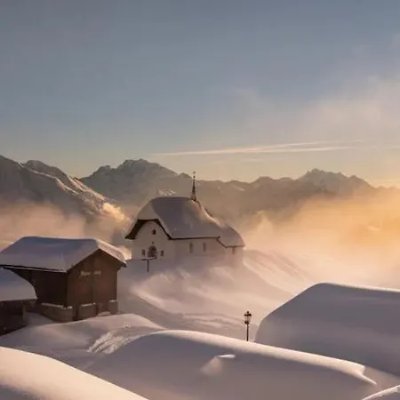 Abendgloeckli Sued West Apartament